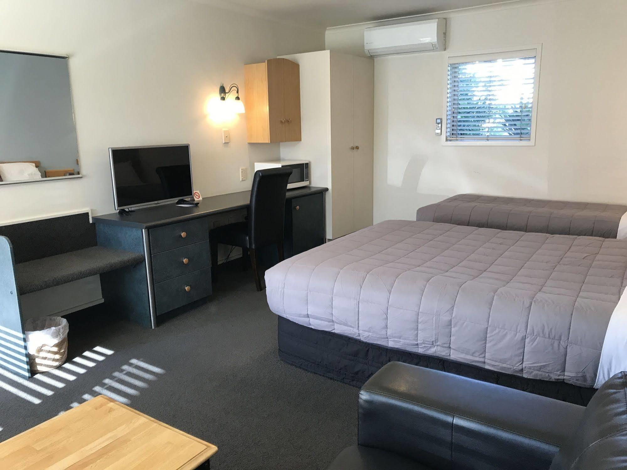 Pacific Harbour Motor Inn Gisborne Exterior photo